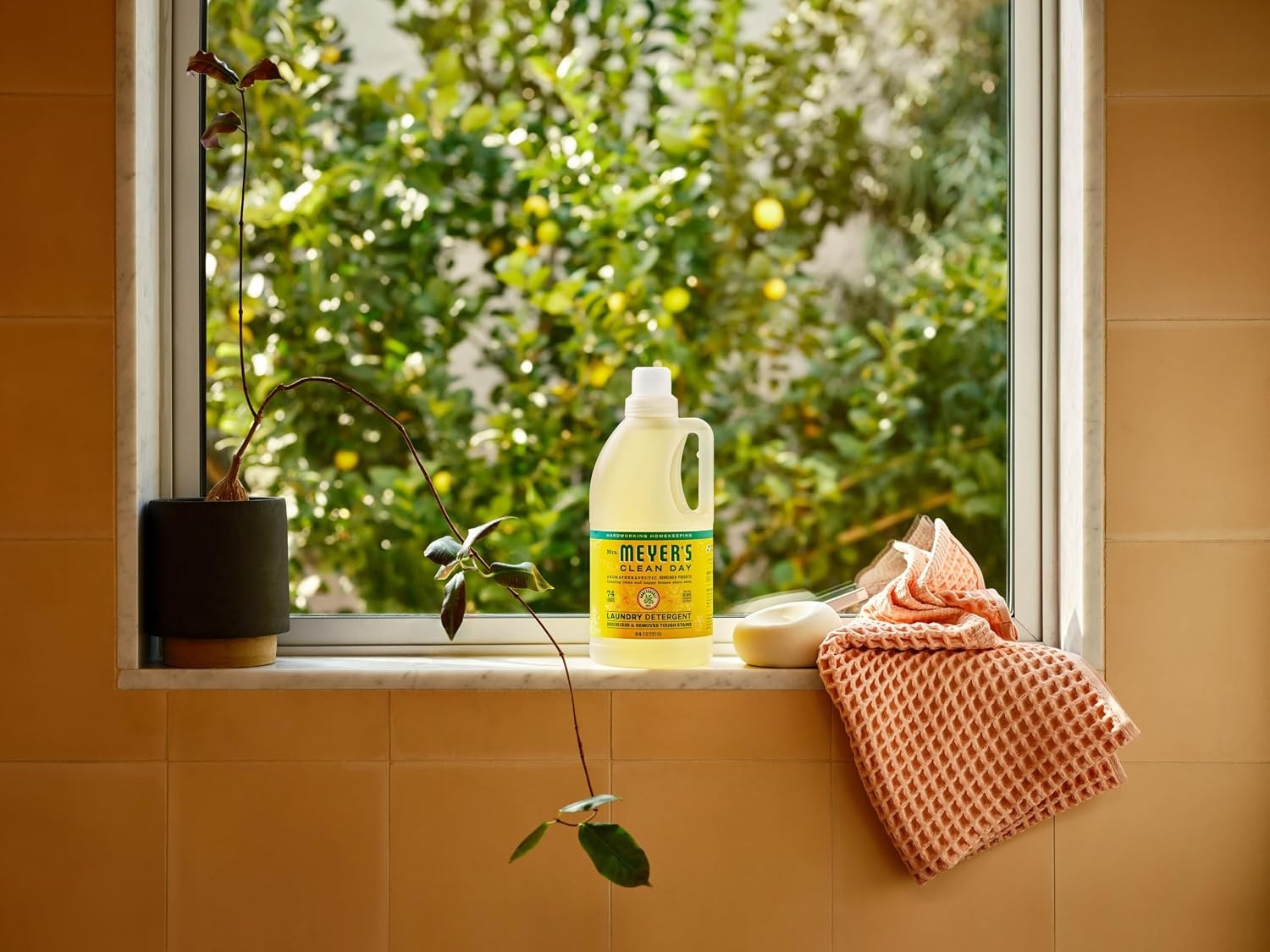 image:imageMRS MEYERS CLEAN DAY Laundry Detergent Lemon Verbena 64 fl ozHoneysuckle