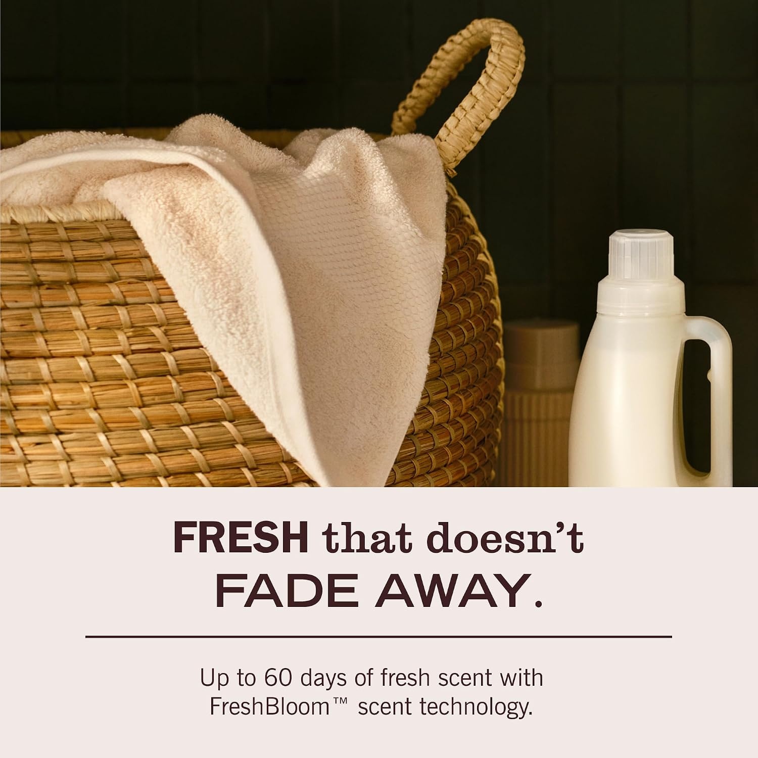 image:imageMRS MEYERS CLEAN DAY Liquid Fabric Softener Honeysuckle 32 fl ozHoneysuckle