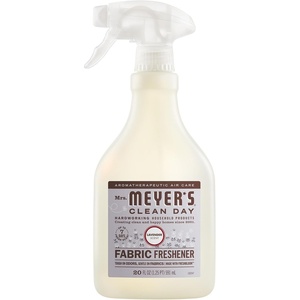 MRS. MEYER’S CLEAN DAY Fabric Freshener, Birchwood Scent, 20 Ounce Bottle(Lavender)