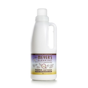 MRS. MEYER’S CLEAN DAY Liquid Fabric Softener, Honeysuckle, 32 fl oz(Compassion Flower)